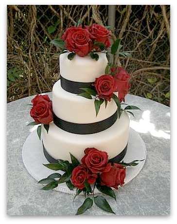 Red black and white wedding cakes