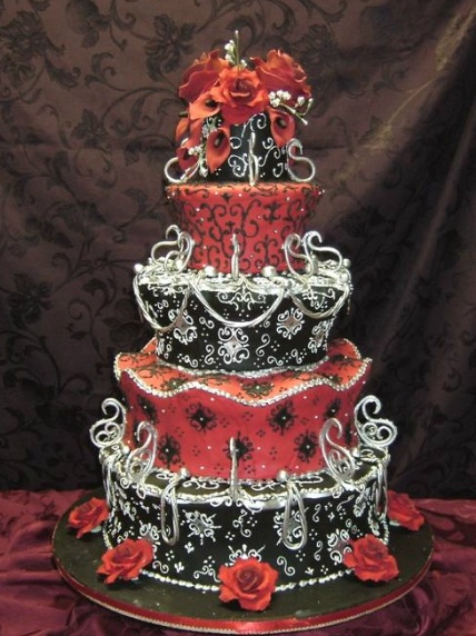 gothic-wedding-cake-red-black.jpg