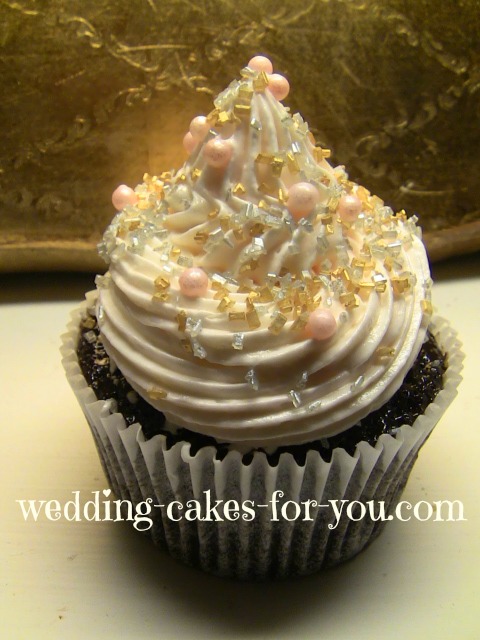 Cupcake Tiered Wedding Cake A Sweet Alternative
