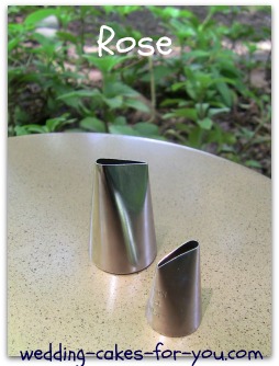 A Rose cake decorating tip